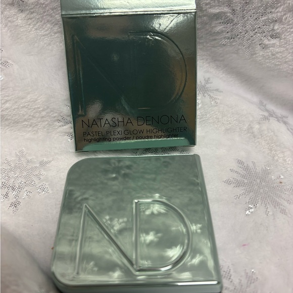 Natasha Denona Other - Natasha Denona Pastel Plexi Glow Highlighting Powder